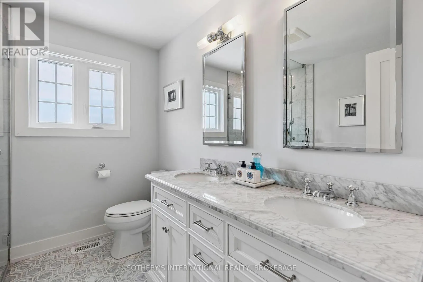 1219 LAKESHORE ROAD