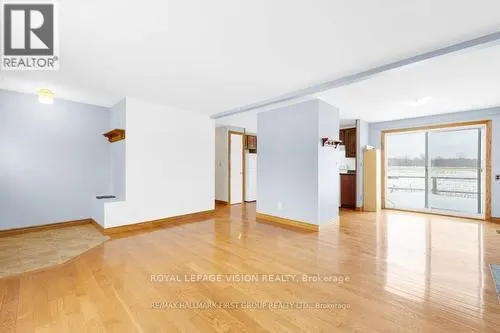 1304 HUNT CLUB ROAD