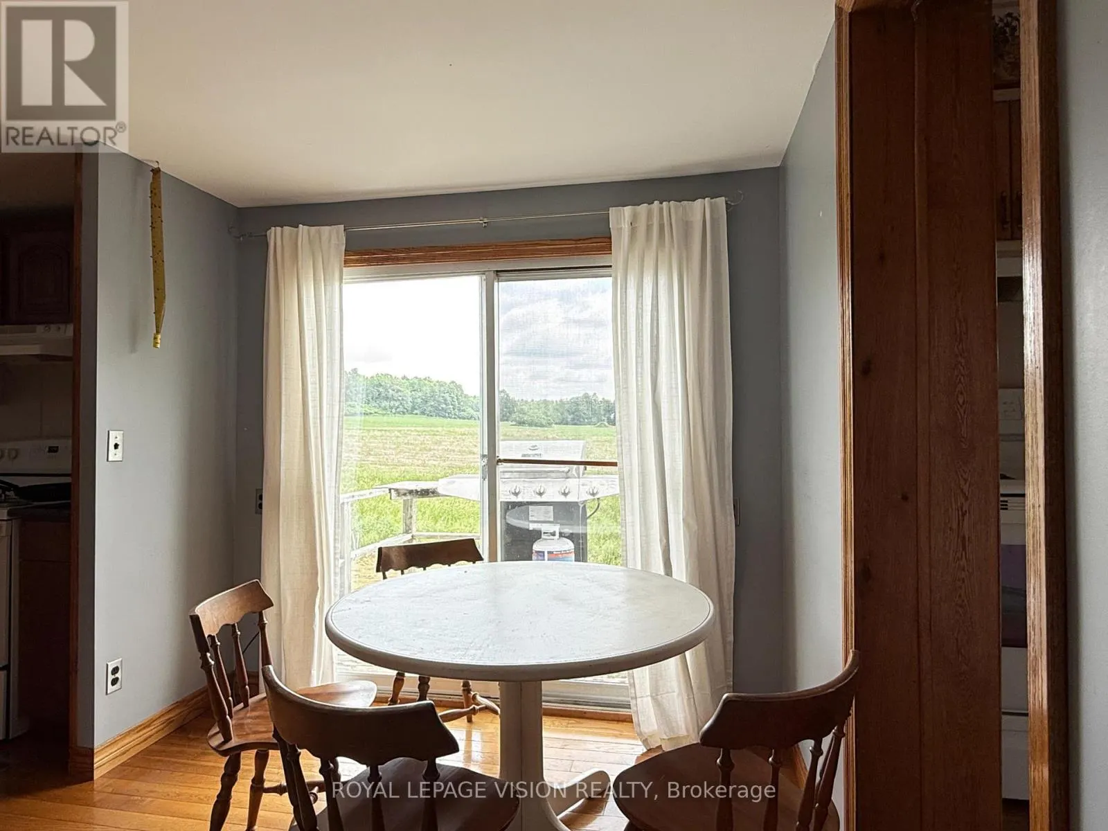 1304 HUNT CLUB ROAD