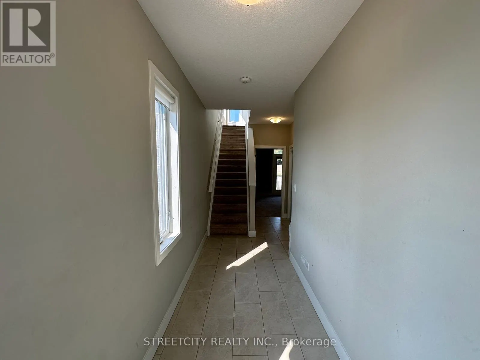 29 - 177 EDGEVALLEY ROAD, #29