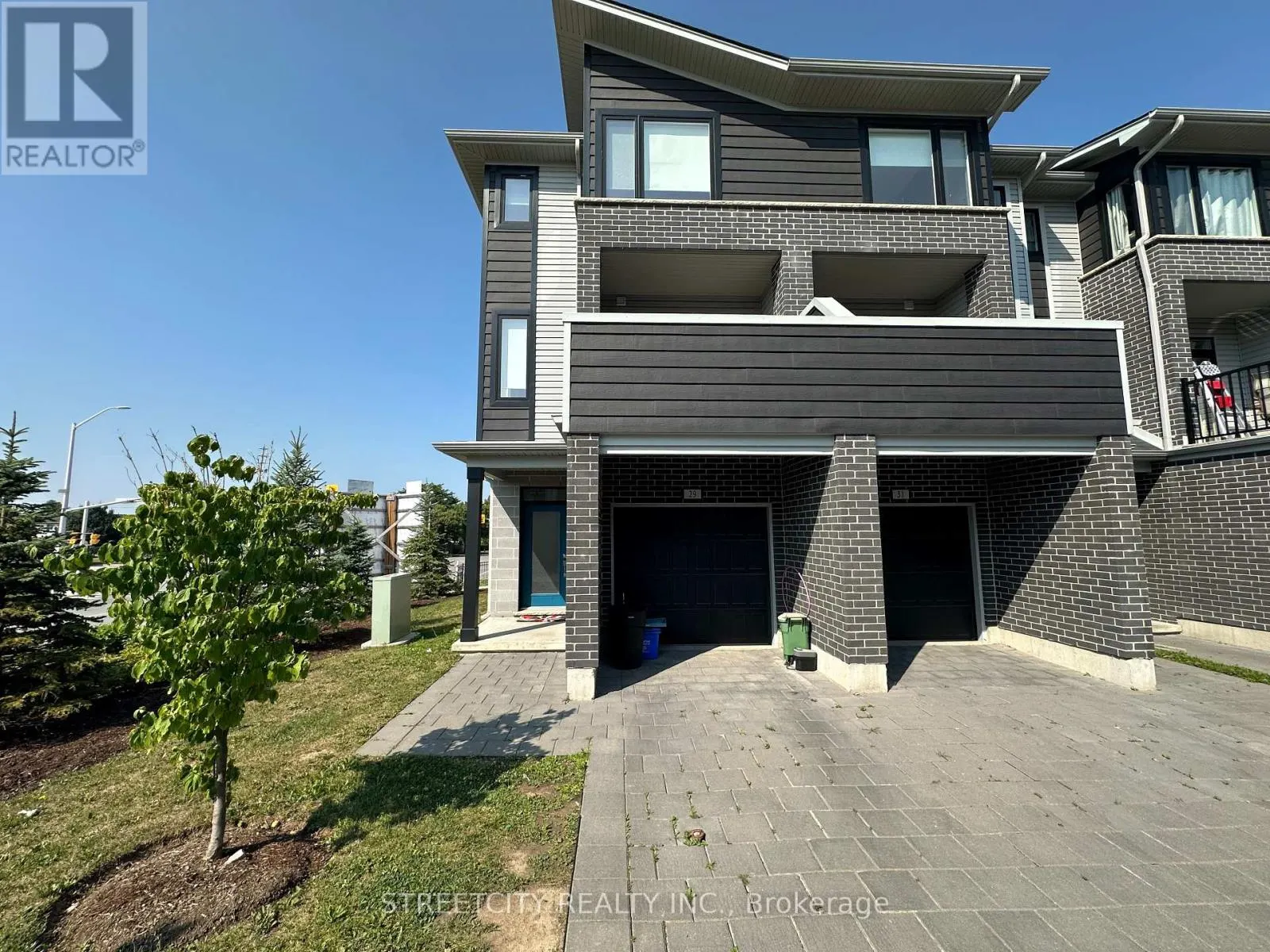 29 - 177 EDGEVALLEY ROAD, #29
