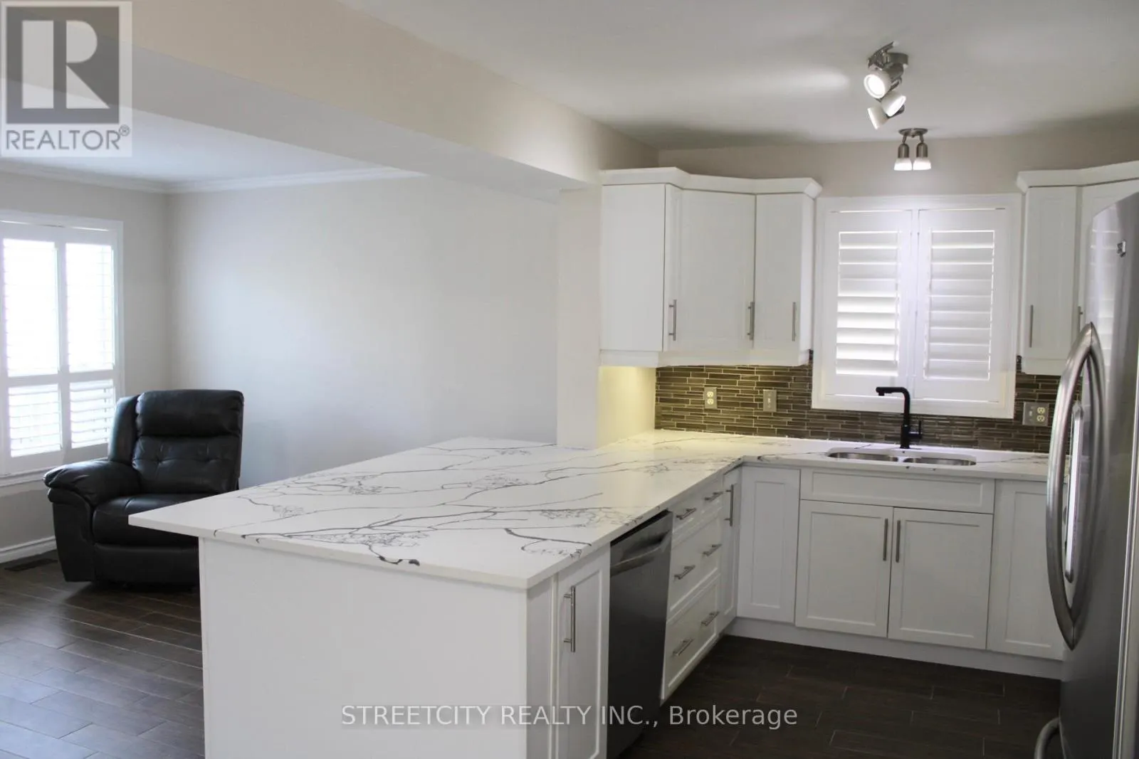 3053 MEADOWGATE BOULEVARD