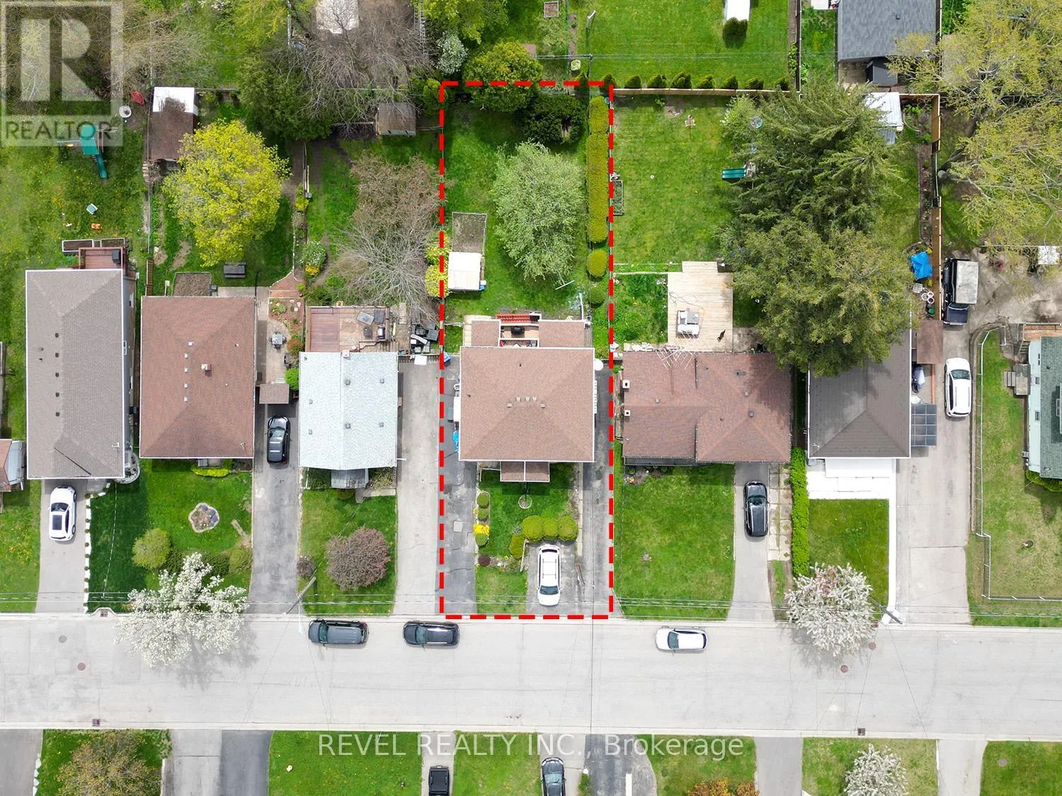 415 CHATHAM STREET
