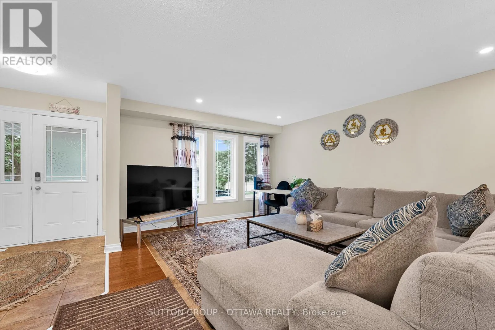 354 HAILEYBURY STREET