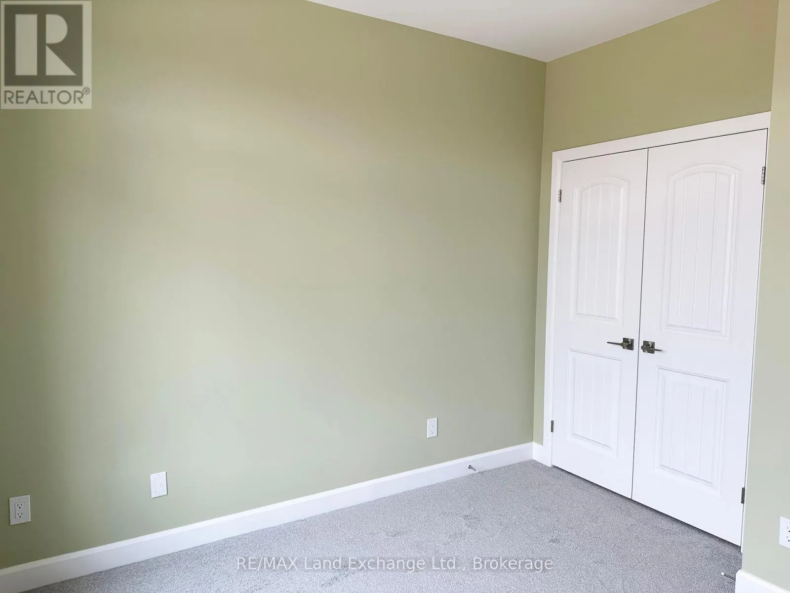 361 MCLEAN CRESCENT