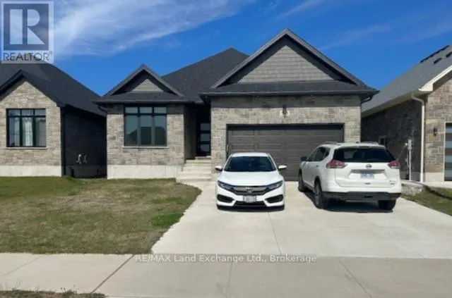 361 MCLEAN CRESCENT