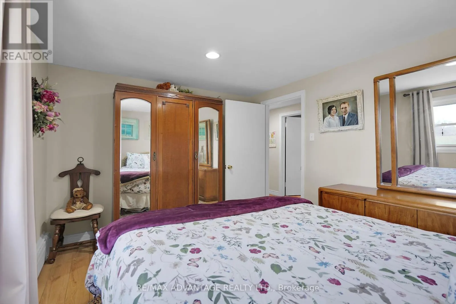 2678 DORCHESTER ROAD