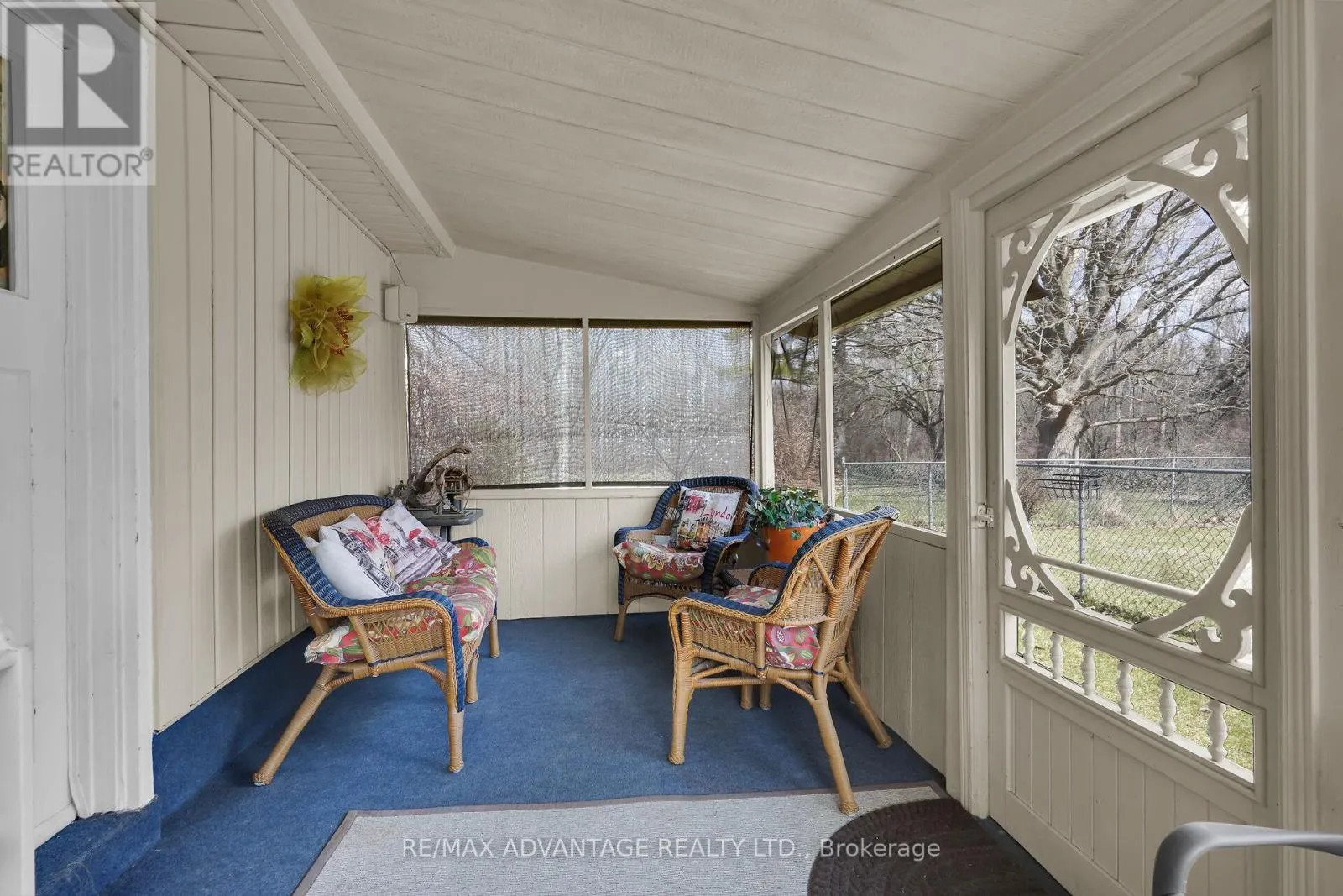 2678 DORCHESTER ROAD