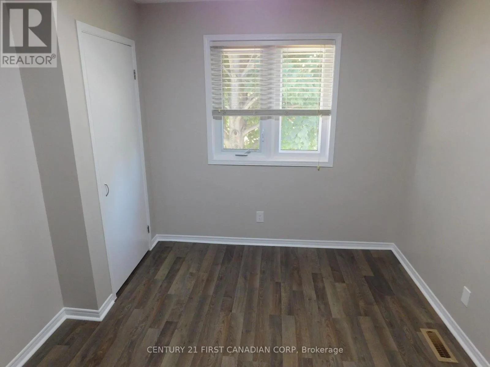 1160 LIMBERLOST ROAD