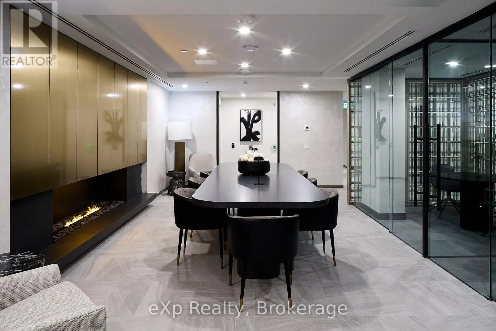 1203 - 93 ARTHUR STREET S, #1203