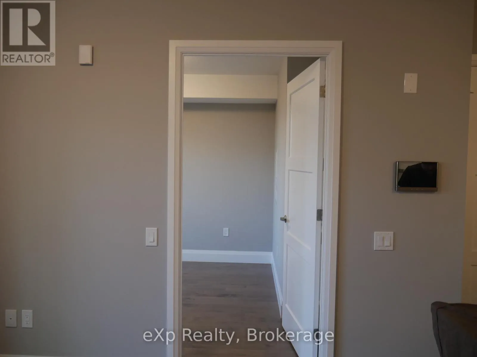 1203 - 93 ARTHUR STREET S, #1203