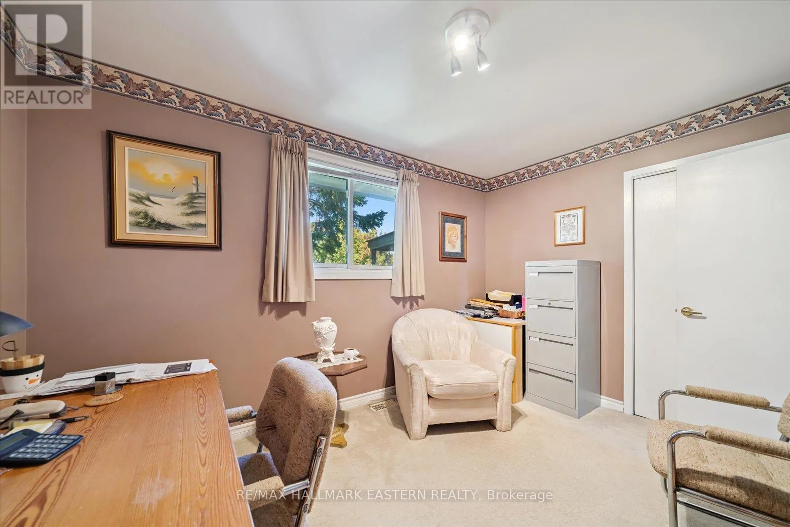 33 SPRINGBROOK DRIVE