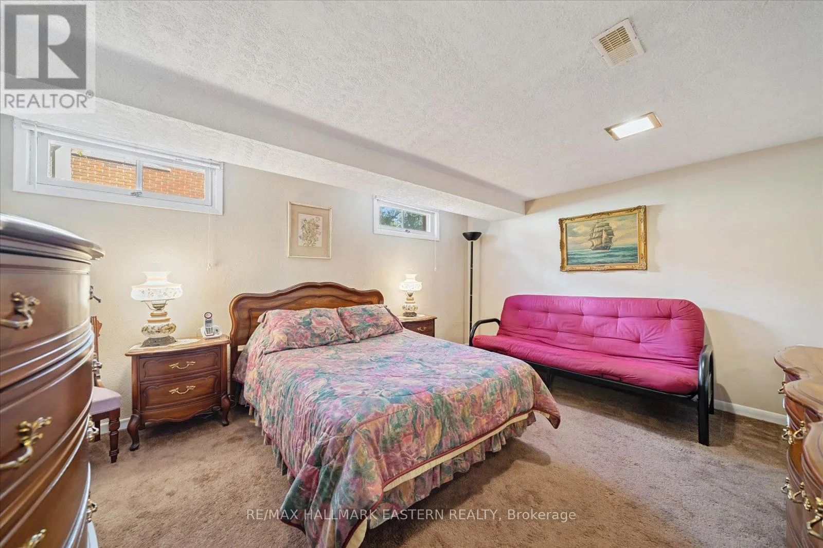 33 SPRINGBROOK DRIVE