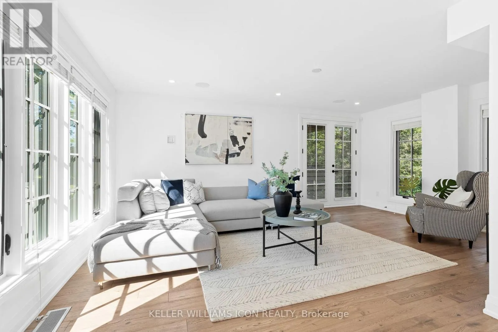 320 HILLCREST ROAD