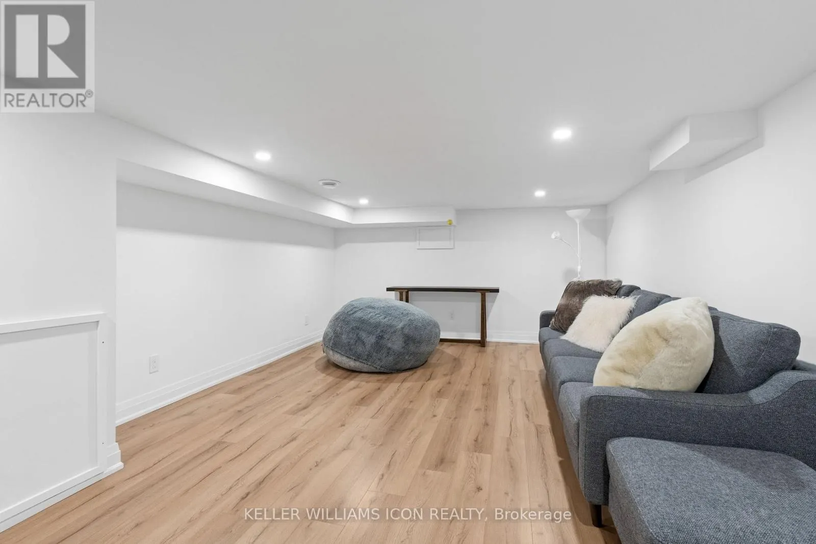 320 HILLCREST ROAD