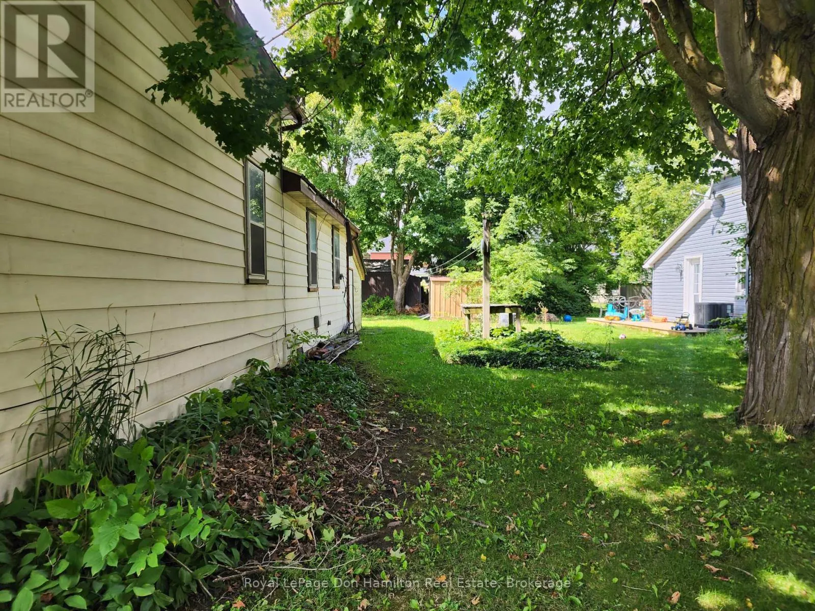 21 PETER STREET S