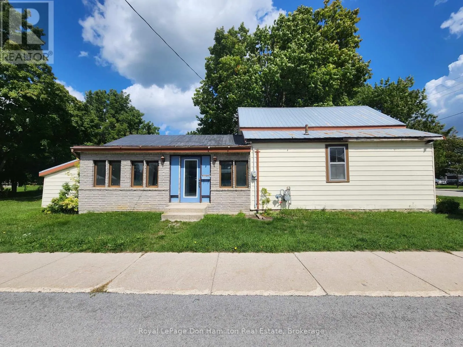 21 PETER STREET S