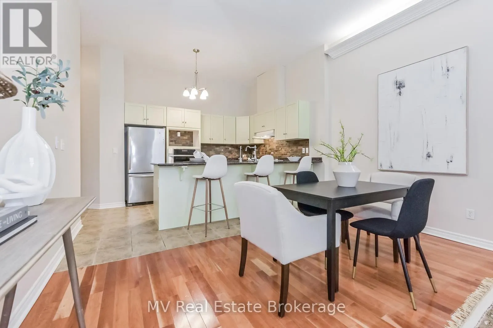 104 - 478 ST ANDREW STREET E, #104
