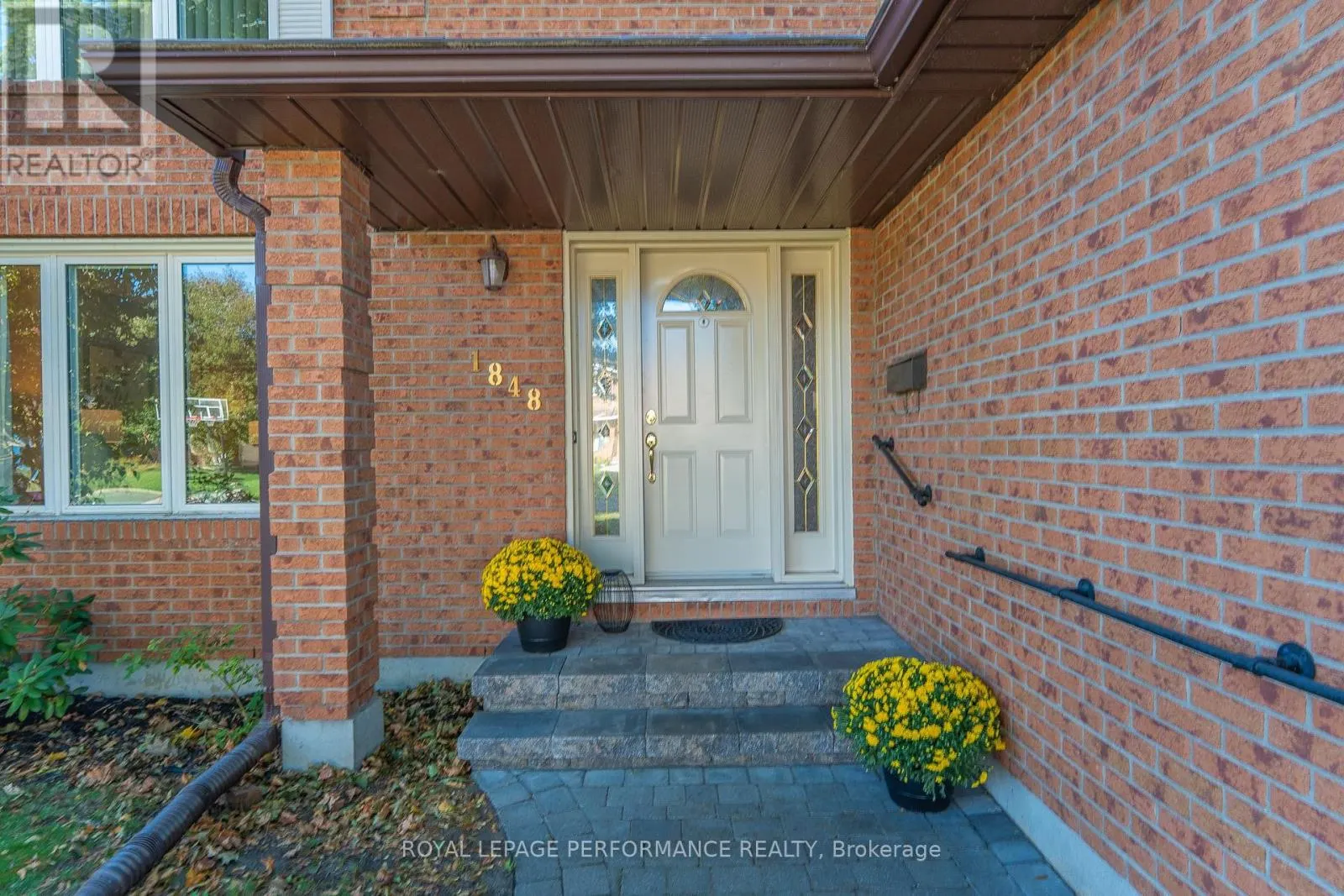 1848 THISTLELEAF CRESCENT