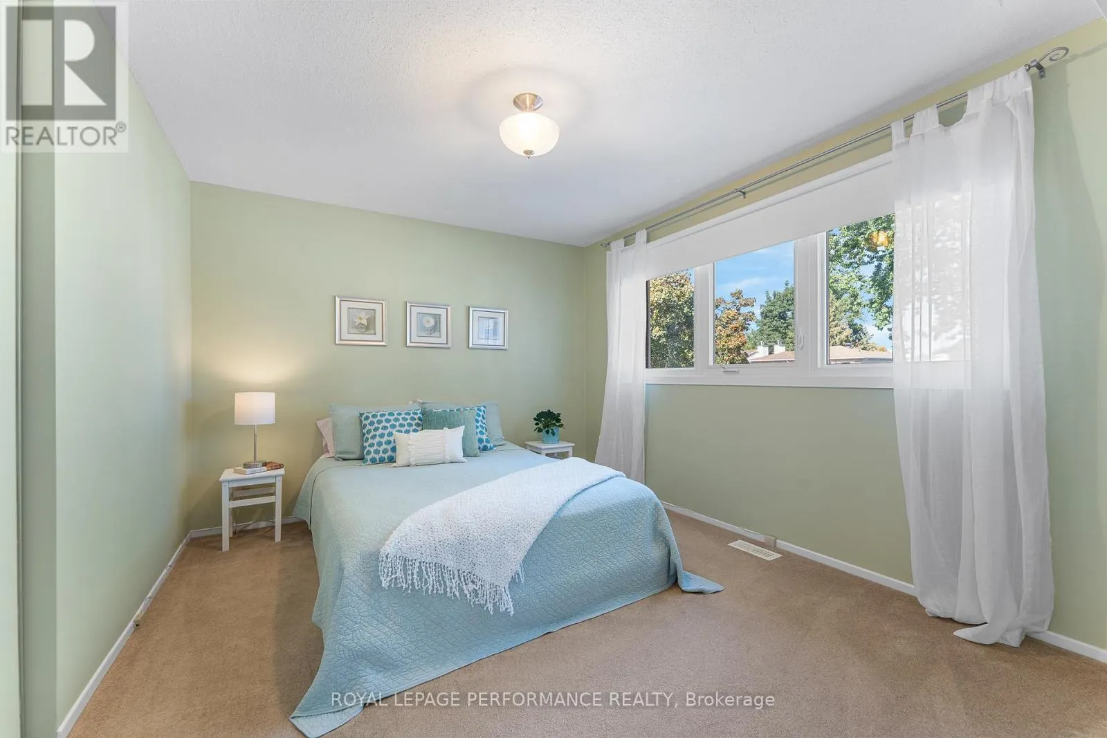 1848 THISTLELEAF CRESCENT