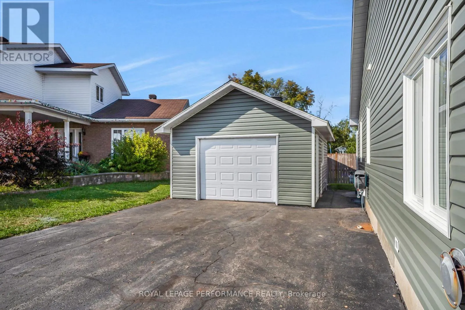 40 FAUCHER BOULEVARD