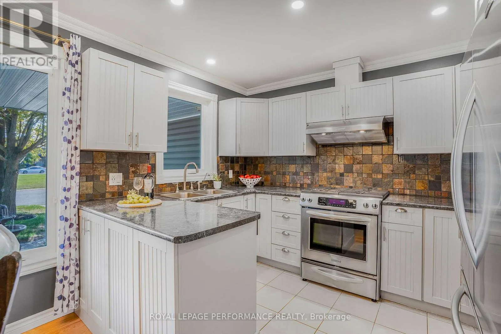 40 FAUCHER BOULEVARD