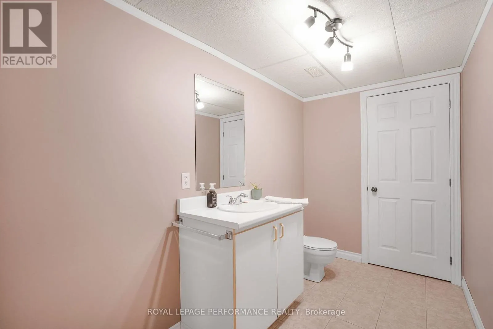 40 FAUCHER BOULEVARD