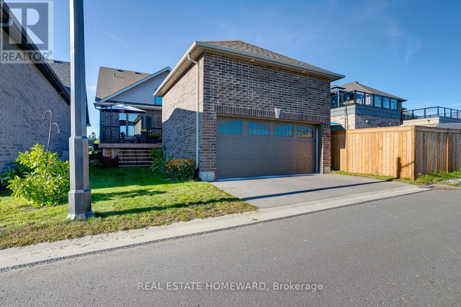 233 STRACHAN STREET