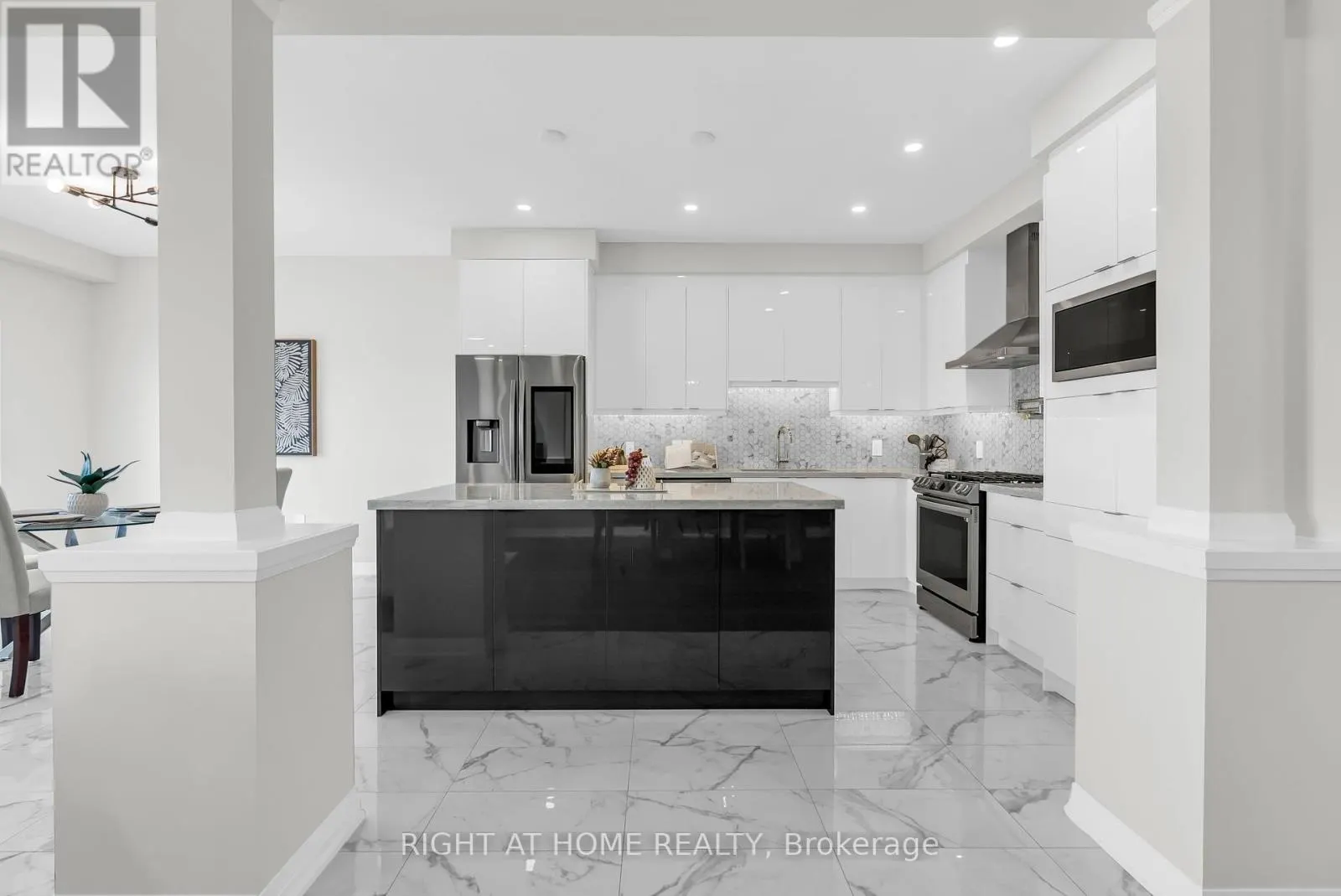 171 ROCKLEDGE DRIVE