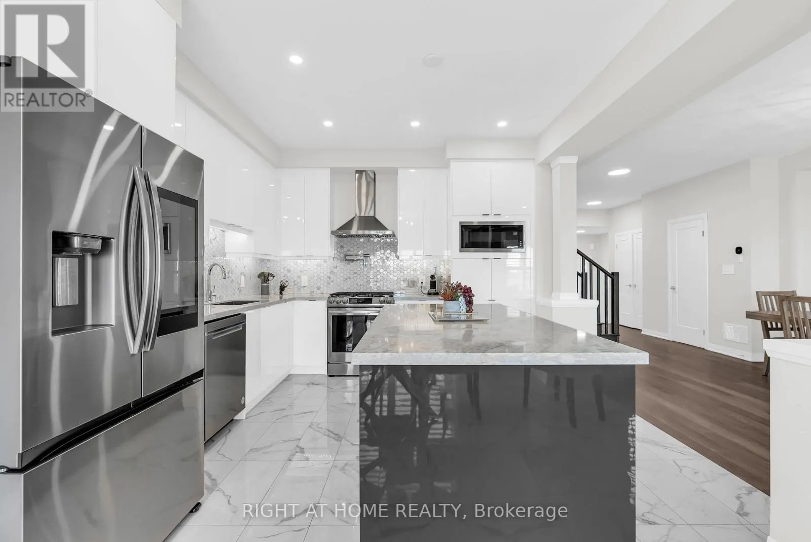 171 ROCKLEDGE DRIVE