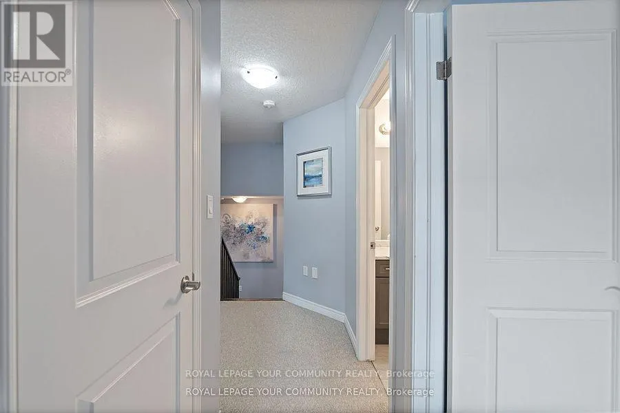 19 BETHUNE AVENUE