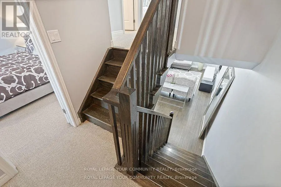 19 BETHUNE AVENUE