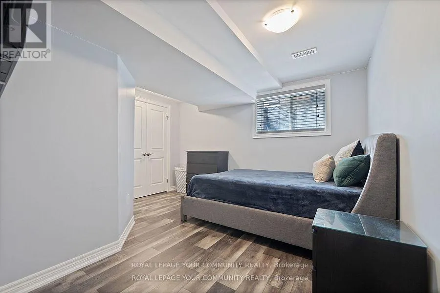 19 BETHUNE AVENUE