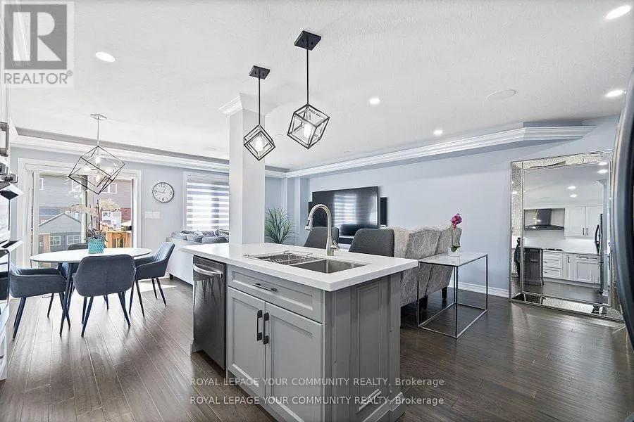 19 BETHUNE AVENUE