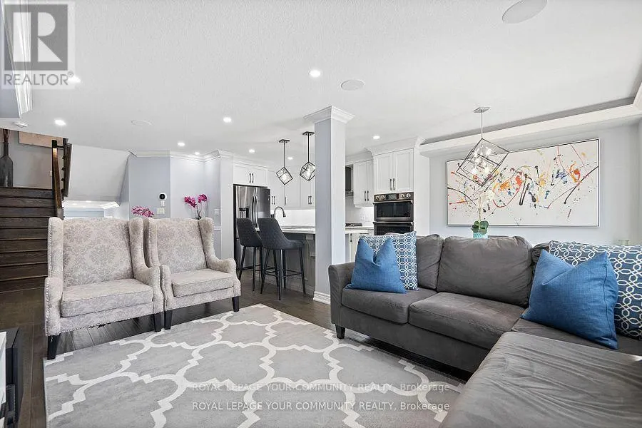 19 BETHUNE AVENUE