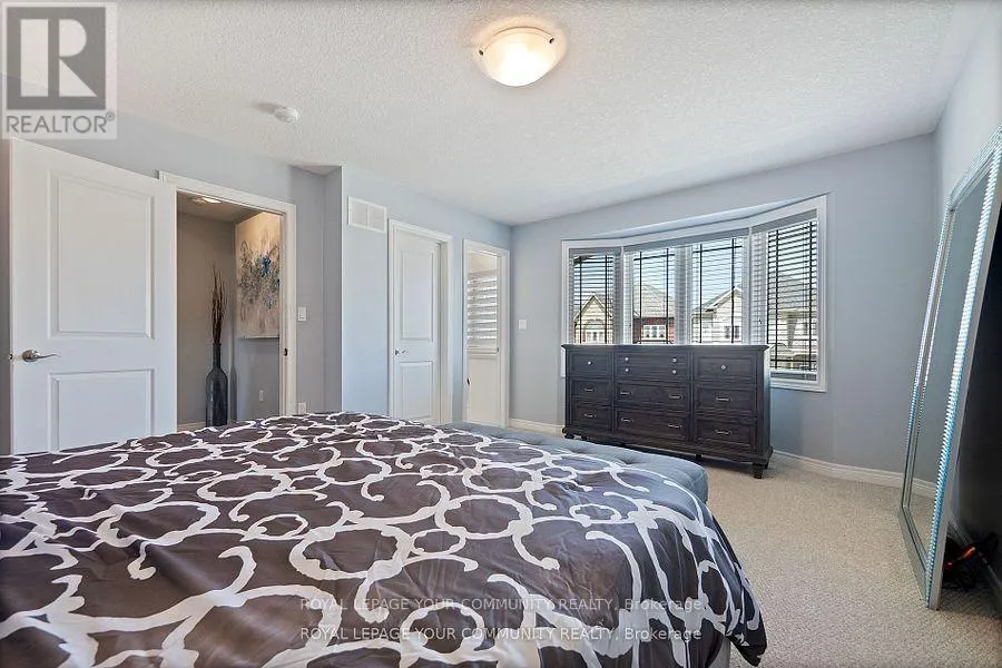 19 BETHUNE AVENUE