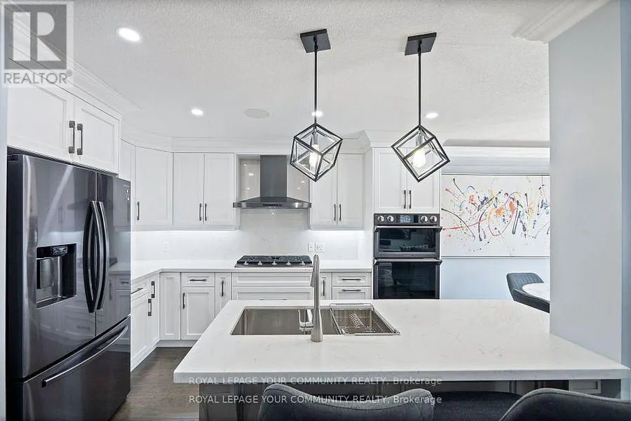 19 BETHUNE AVENUE