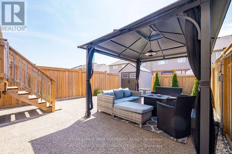 19 BETHUNE AVENUE