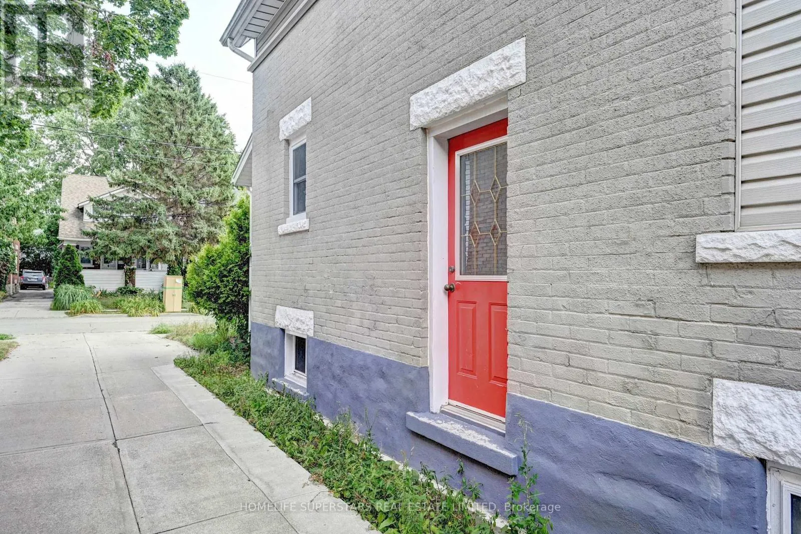 31 TROY STREET
