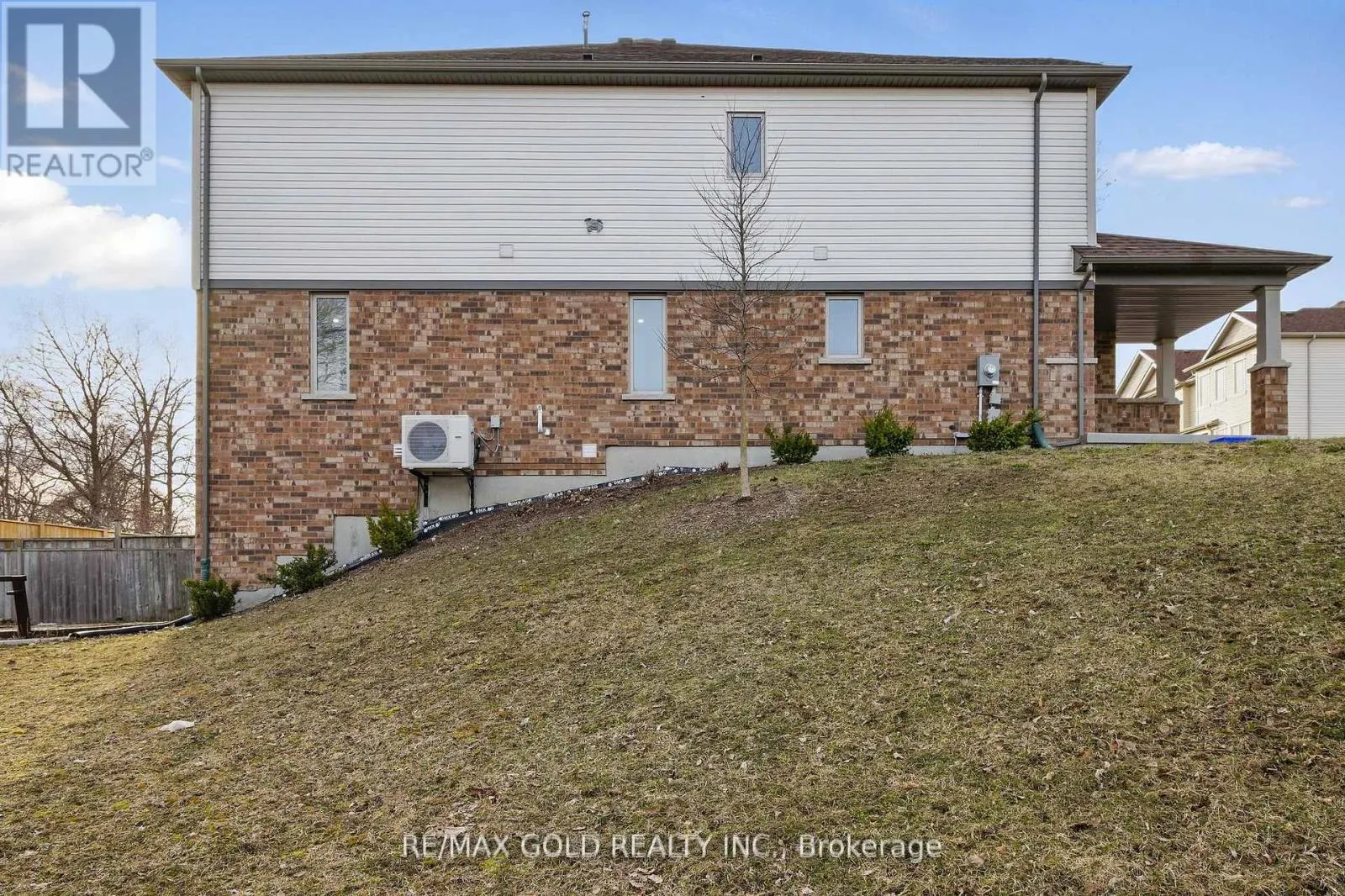 28 - 755 LINDEN DRIVE