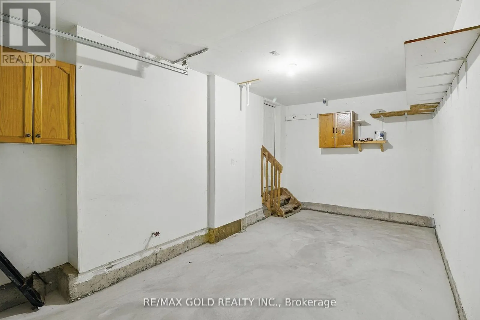 28 - 755 LINDEN DRIVE