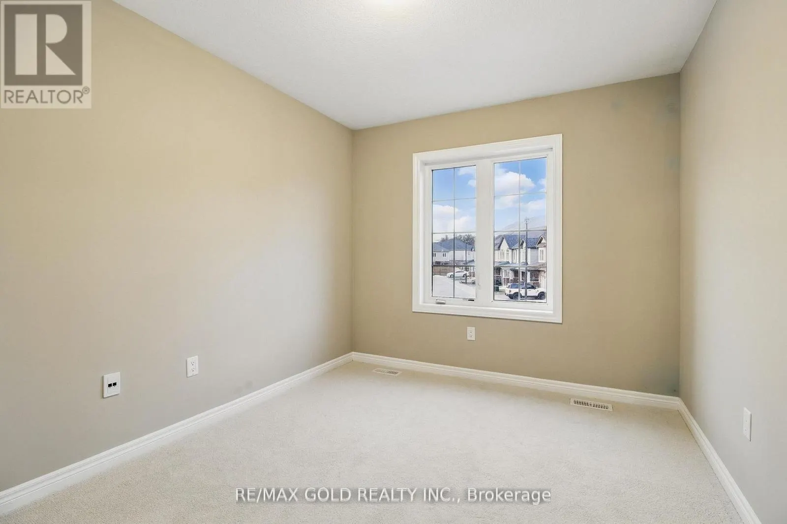 28 - 755 LINDEN DRIVE
