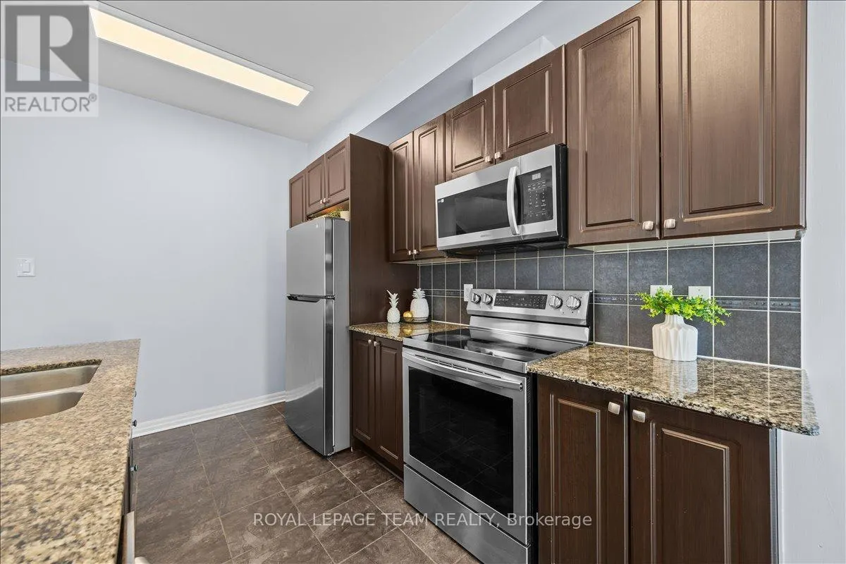 333 TULUM CRESCENT