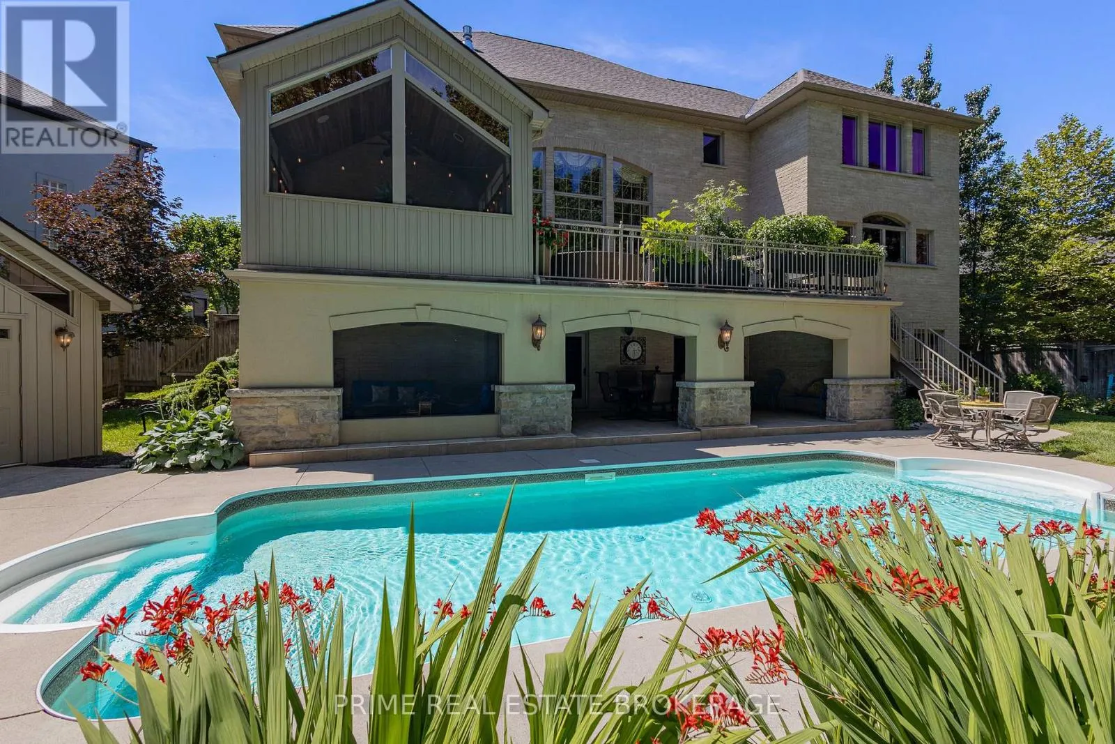 565 EAGLETRACE DRIVE