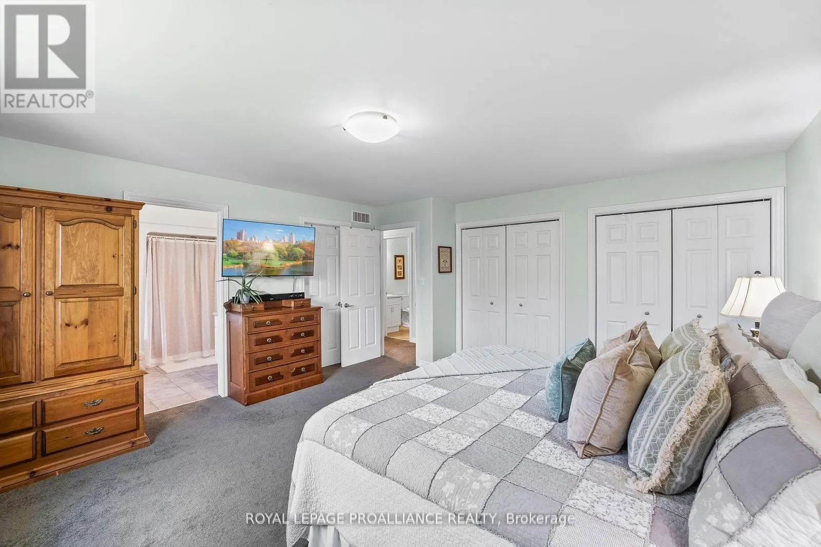 254 RAGLAN STREET