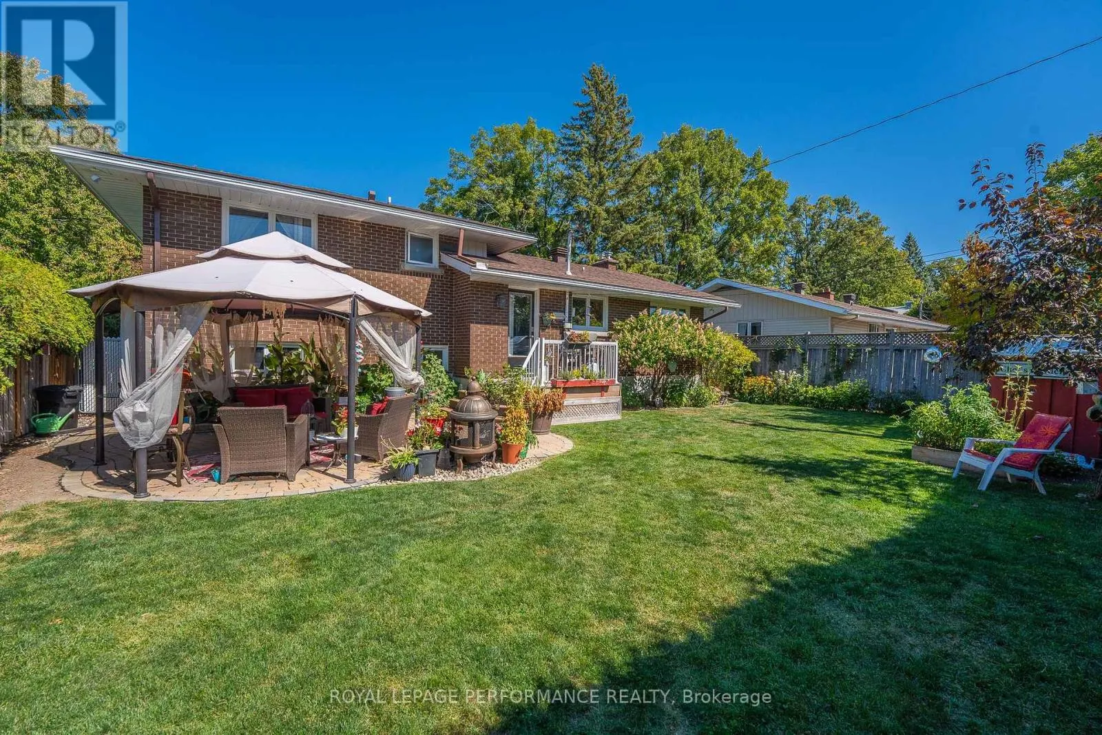 1044 CROMWELL DRIVE