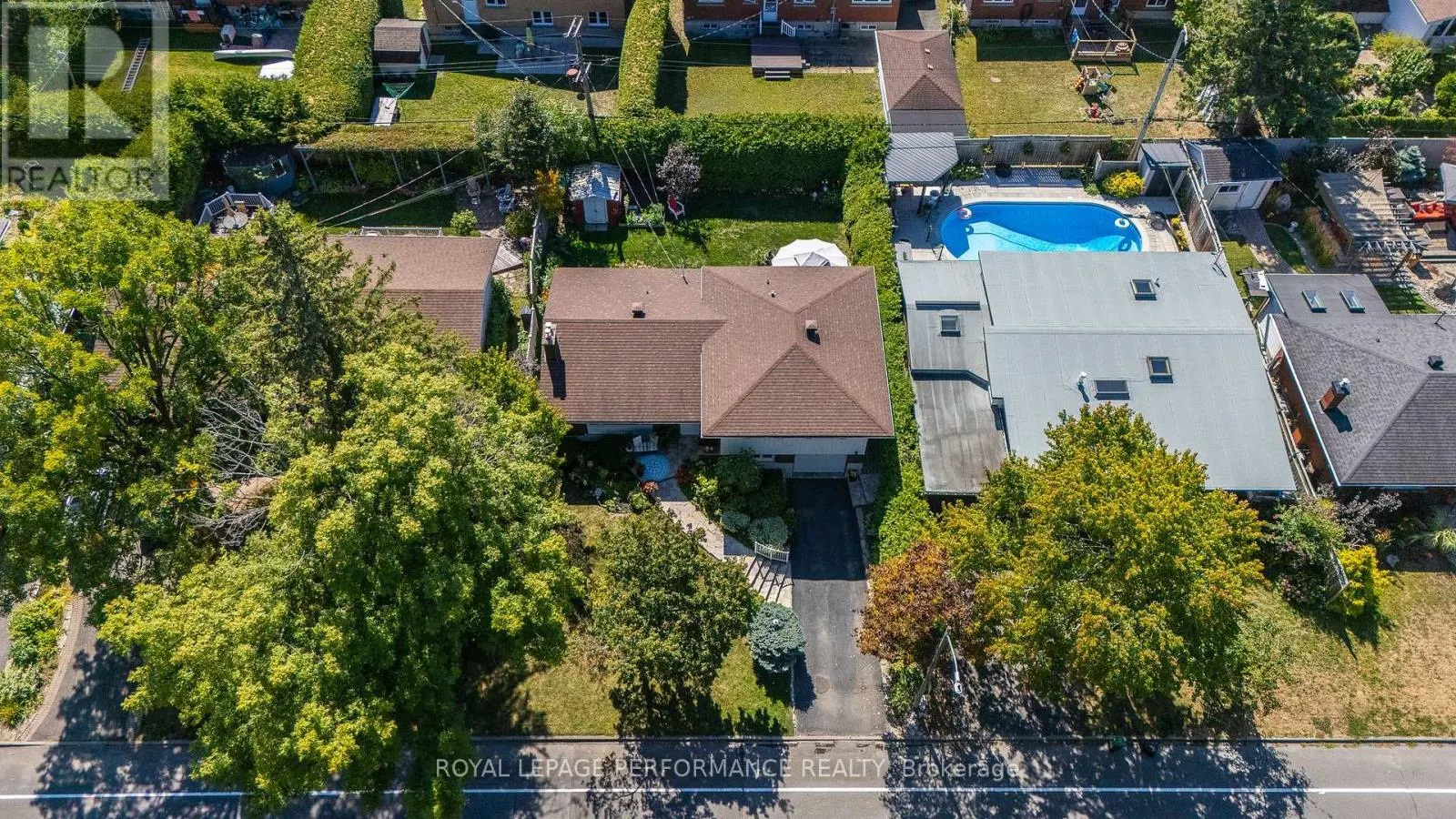 1044 CROMWELL DRIVE