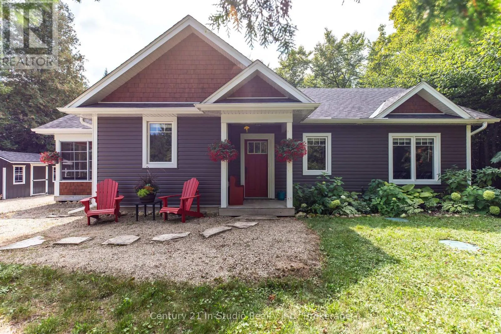 184 LAKEWOOD LANE