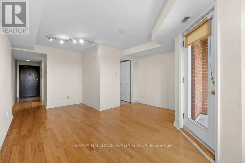 4C - 310 CENTRAL PARK DRIVE