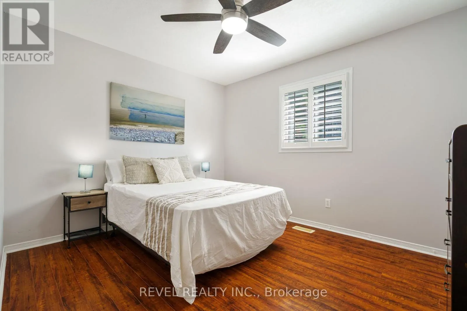 55 AMORE BOULEVARD